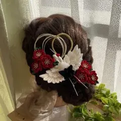 つまみ細工髪飾り　成人式　卒業式　髪飾り　鶴　梅　赤　えんじ　紅白　水引　紐　和