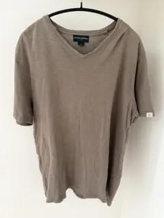 バナナリパブリック　ブラウン　Vネック　Tシャツ