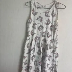 H&M ユニコーン柄 ノースリーブワンピース