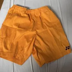 ヨネックス オレンジショートパンツ
