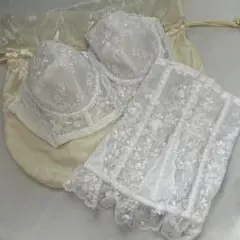 セモアブライダルインナーE70ホワイト