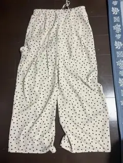 ☆新品タグ付☆GU ドットプリントプルオンパンツ ナチュラル　XL