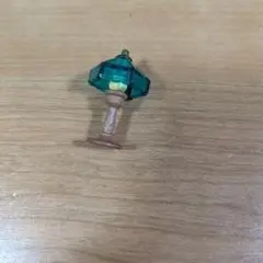 ミニチュアランプ 緑色と茶色