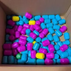 チョコエッグ　空　カプセル　106個