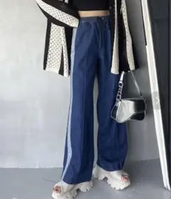 Item thumbnail for item 8d08e1a1-5c51-4332-9dc9-498461cb82a5