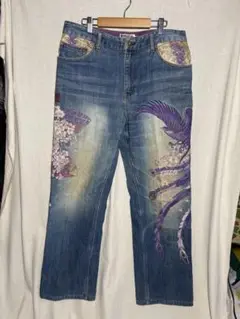 Item thumbnail for item 756e0bc3-d4db-407a-8958-a78f84bc601d