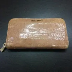 ミュウミュウ ラウンドジップ 長財布
