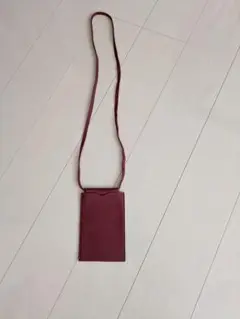 バーガンディ スマホショルダーバッグ