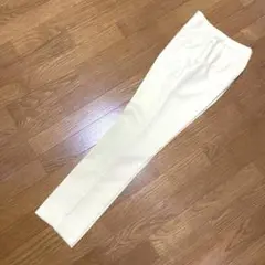 春色パンツ　アーバンリサーチ