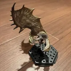 リオレイア希少種フィギュア
