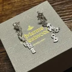 Vivienne westwood ピアス