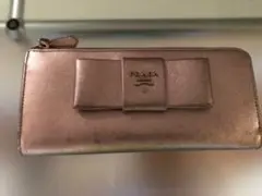 プラダ 長財布