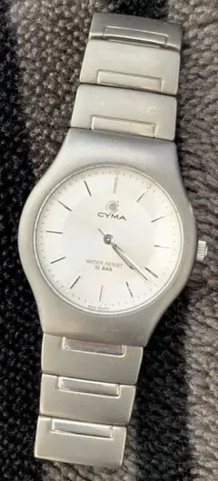 美しいCYMA SEALORDのクォーツ時計。スイス時計モデル 美しいCYMA SEALORDのクォーツ時計。スイス時計モデル