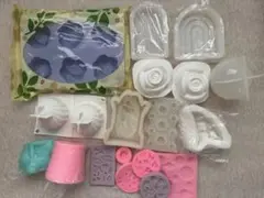 未使用シリコン型セット(4つほど使用品)キャンドル作り用品