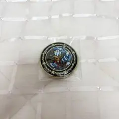 ディズニー金バッジ ドナルド