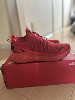 PUMA ランニングシューズ レッド