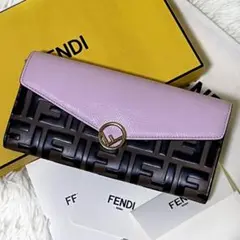 極美品✨ フェンディ エフイズ コンチネンタル 長財布 ズッカ ピンク 現行品
