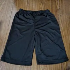 【未使用品】ハーフパンツ　150cm