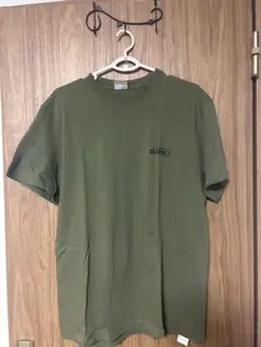 ciatre カーキ　Tシャツ