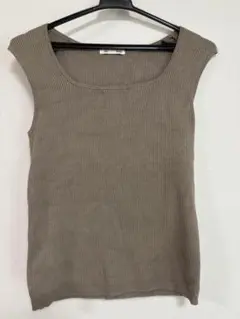 GU ノースリーブ トップス M カーキ
