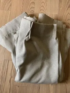 無印良品　防炎カーテン　ベージュ系2枚組み
