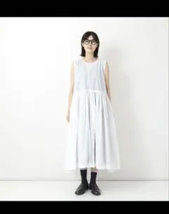 【新品】ヴェリテクールギャザーリボンワンピース