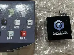 ニンテンドーミュージアム 起動音 キーホルダー ゲームキューブ