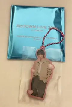 SMTOWN LIVE 2025アクリルキーホルダー　イェソン