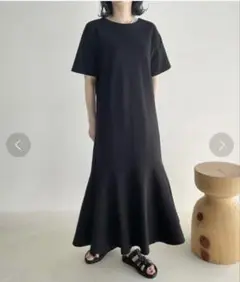 バックオープンフレアワンピース　ローリーズファーム