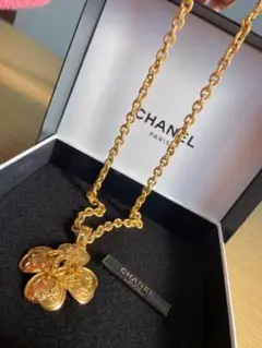 CHANEL ココマーク クローバーネックレスとイヤリングセット