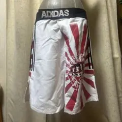 あデイダス　ショーツ　ビッグ　ロゴマーク　プリント　サイズ／XL