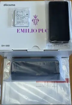 docomo STYLE series SH-08B　EMILIO PUCCI