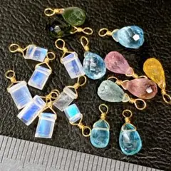 サービス品＊天然石のチャームアソートa173