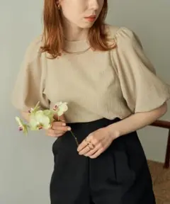 hinari パフスリーブシャーリングブラウス