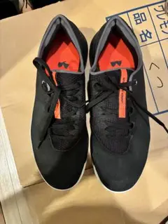 UNDER ARMOUR トレーニングシューズ 28cm　未使用近い