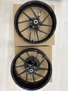 cb400sf revo nc42後期2021年式 リアホイール美品