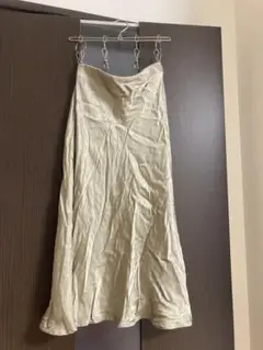 H&M サテンスカート