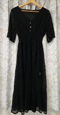 ブラックレースマキシドレス