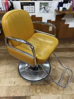 ②【人気】タカラベルモント　キャデラ　美容室　カットチェアー　椅子　レトロ タカラベルモント キャデラ | サロンサプリ｜業務用美容用品通販