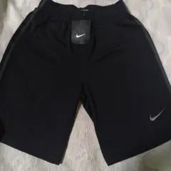 （新品未使用）NIKE　ハーフパンツ　140