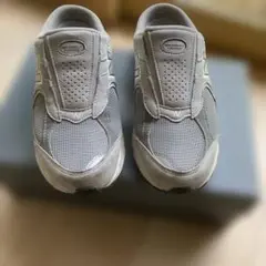 Item thumbnail for item cbfe97bc-8d34-43eb-ad71-b8649c2b22b1