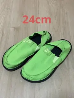 Item thumbnail for item aace4c5c-8390-4bb0-bd5c-bb037861357e