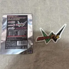 仮面ライダーダブル ロゴステッカー