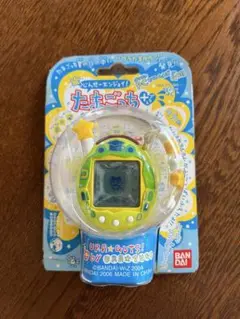 たまごっちプラスカラー グリーン ホワイト 希少品 たまごっち プラスカラー グリーン×ホワイト 通信 バンダイ 2008