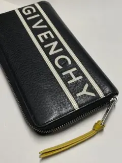 【匿名配送】GIVENCHYジバンシー ラウンド 長財布 ❤︎