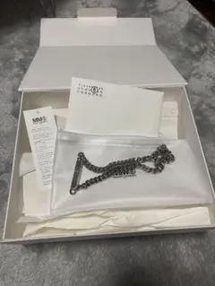 Item thumbnail for item b78f58ab-12bd-40fa-8832-78a1289bf5e9