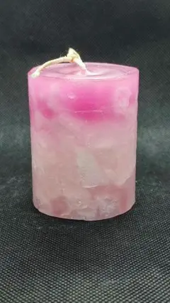 キャンドル②：無香料、 高さ7.5cm✕直径5.5cm