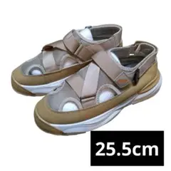 Item thumbnail for item ce98a1a2-e46f-4575-b6bf-42e01c641cc4