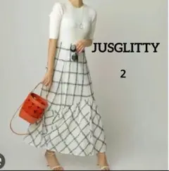 ♥️クリーニング済♥️美香さんコラボ♥️【JUSGLITTY 】2 白 ワンピ