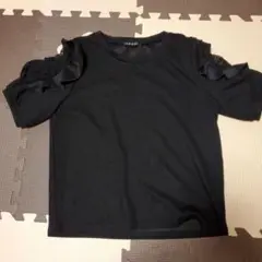 レース付き黒半袖Tシャツ
